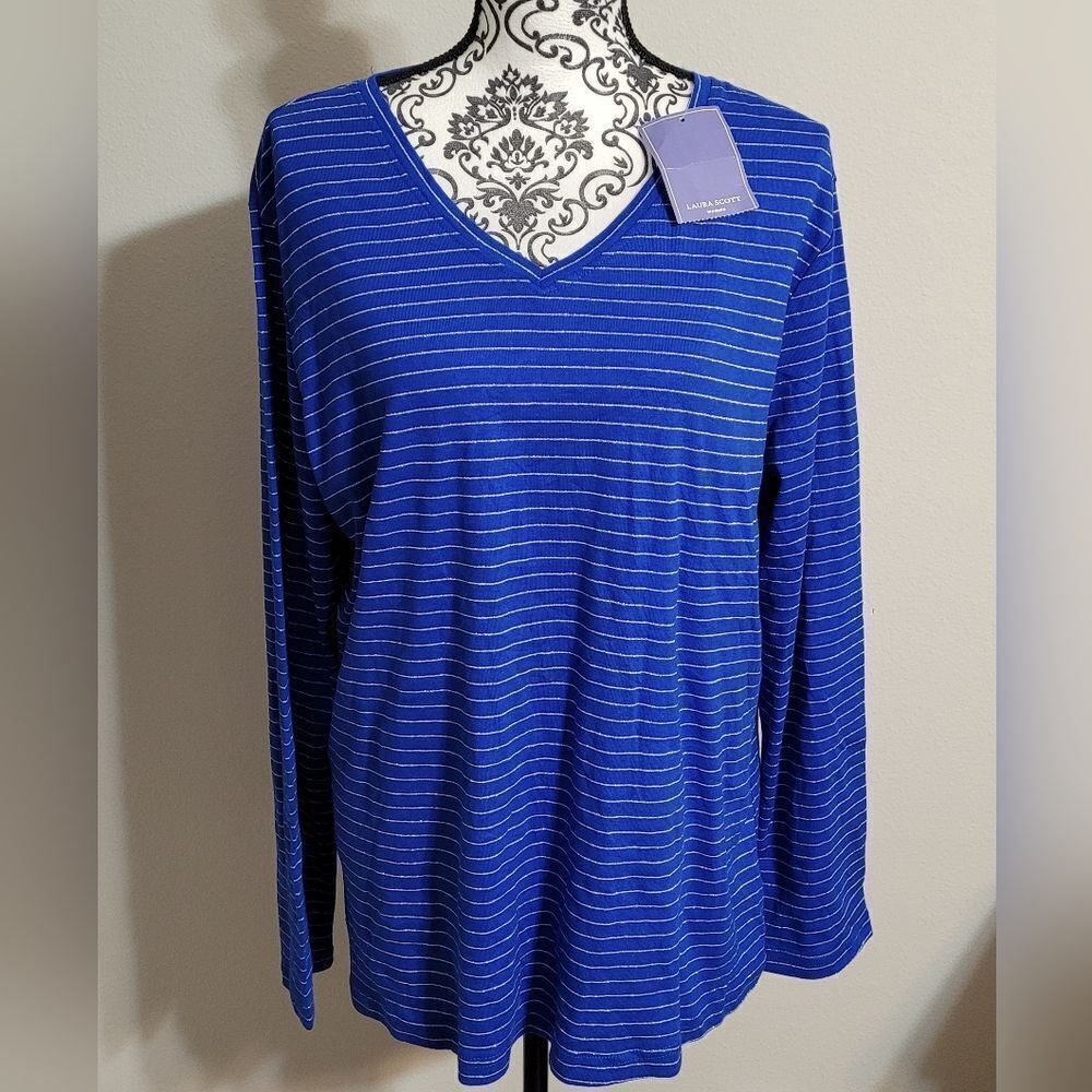 NWT Laura Scott silver striped long‎ sleeve top